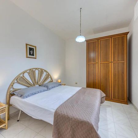 Appartamento Climatizzato In Pieno Centro Torre San Giovanni Exterior foto