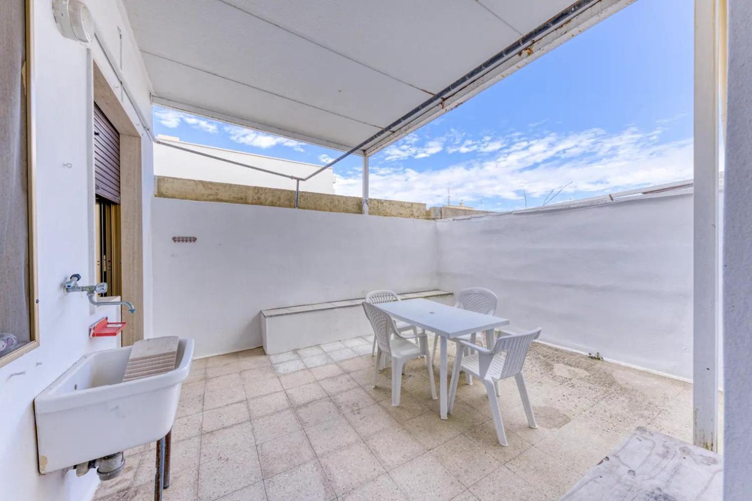 Appartamento Climatizzato In Pieno Centro Torre San Giovanni Exterior foto